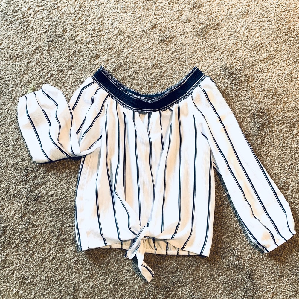 No Boundaries Off The Shoulder Shirt | S